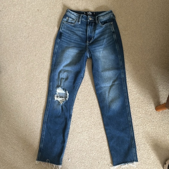 HOLLISTER ULTRA HIGH RISE MOM JEAN W25 L27 - Picture 5 of 8